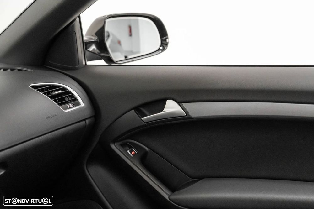 Audi A5 Cabrio 2.0 TDi Multitronic - 22