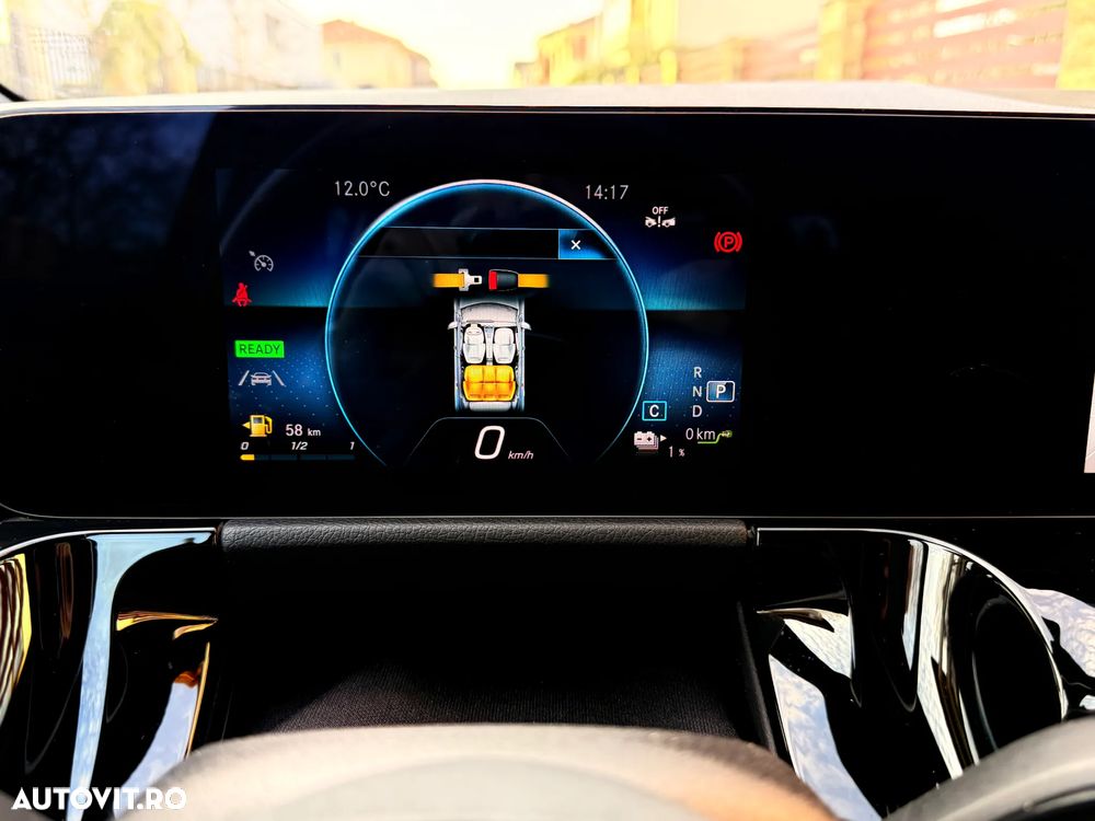 Mercedes-Benz GLA 250 e 8G-DCT Special Edition - 13