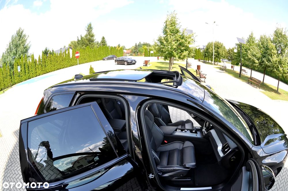 Volvo XC 60 B4 D AWD Geartronic RDesign - 3
