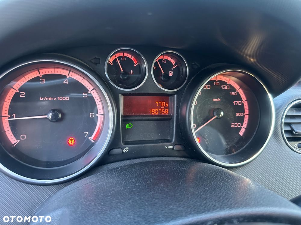 Peugeot 308 120 VTi Active - 11