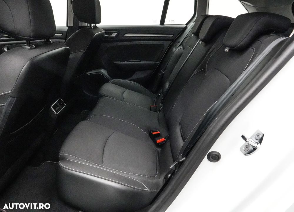 Renault Megane TCe 140 GPF EQUILIBRE - 15