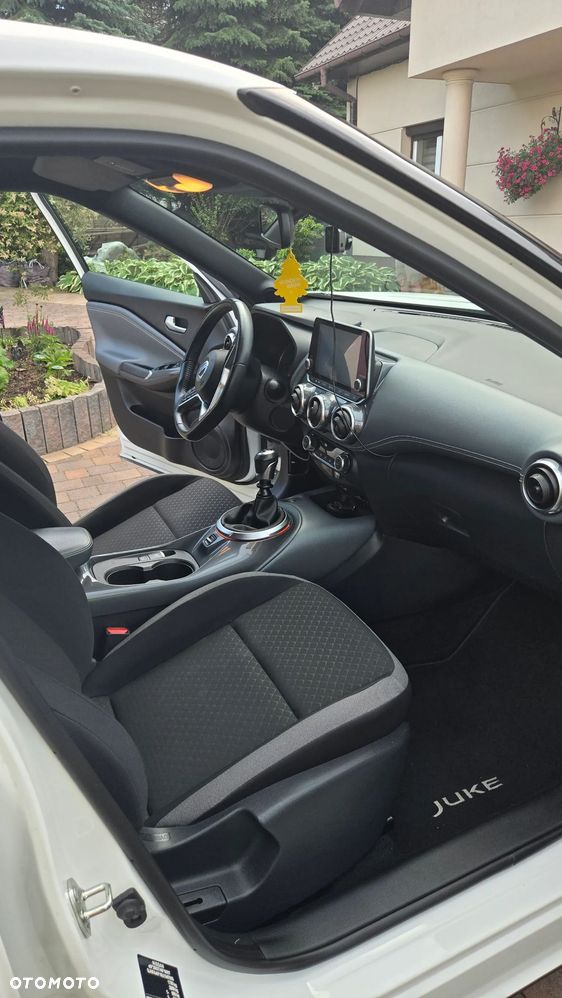 Nissan Juke 1.0 DIG-T N-Connecta - 10