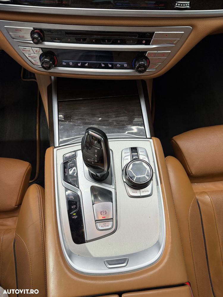 BMW Seria 7 - 10