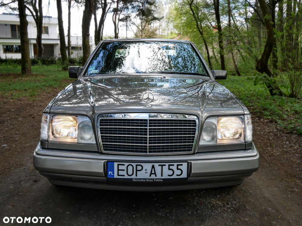 Mercedes-Benz W124 (1984-1993) - 17