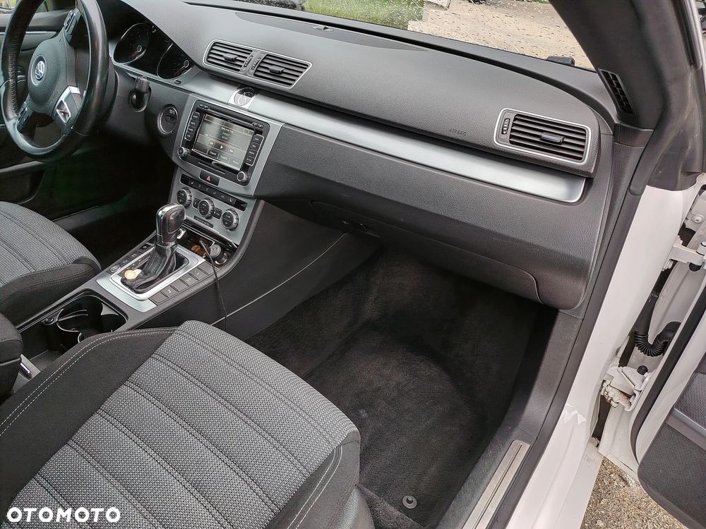 Volkswagen CC 2.0 TDI BlueMotion Technology DSG - 11