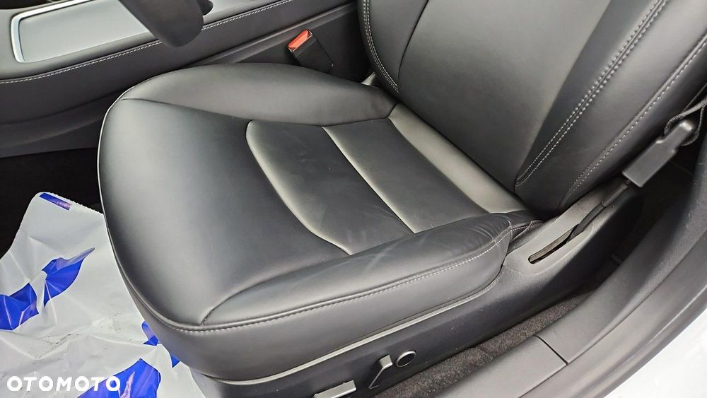 Tesla Model 3 Long Range RWD - 12