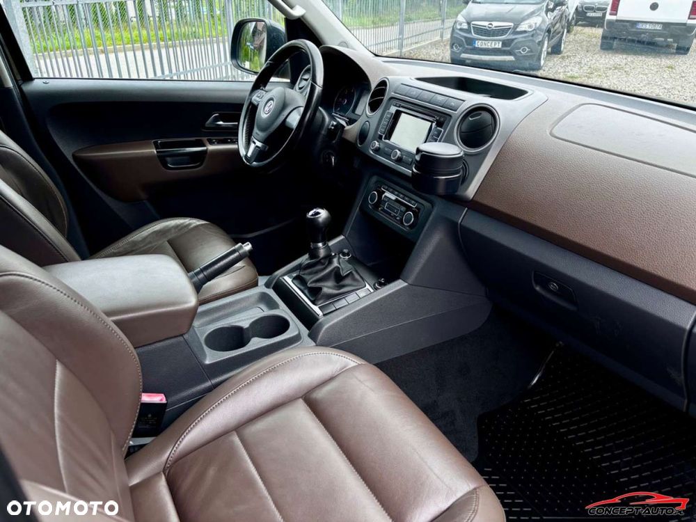Volkswagen Amarok - 16