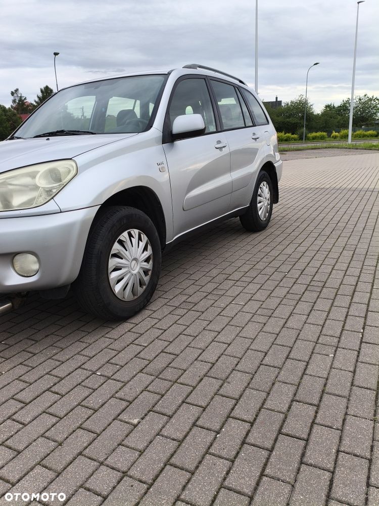Toyota RAV4 - 2