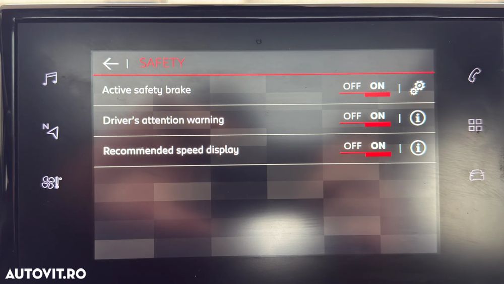 Citroën C4 Cactus BlueHDi 120 Stop&Start EAT6 Shine - 28