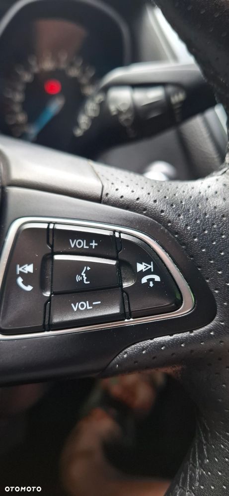 Ford Focus 1.5 EcoBoost ST-Line - 21