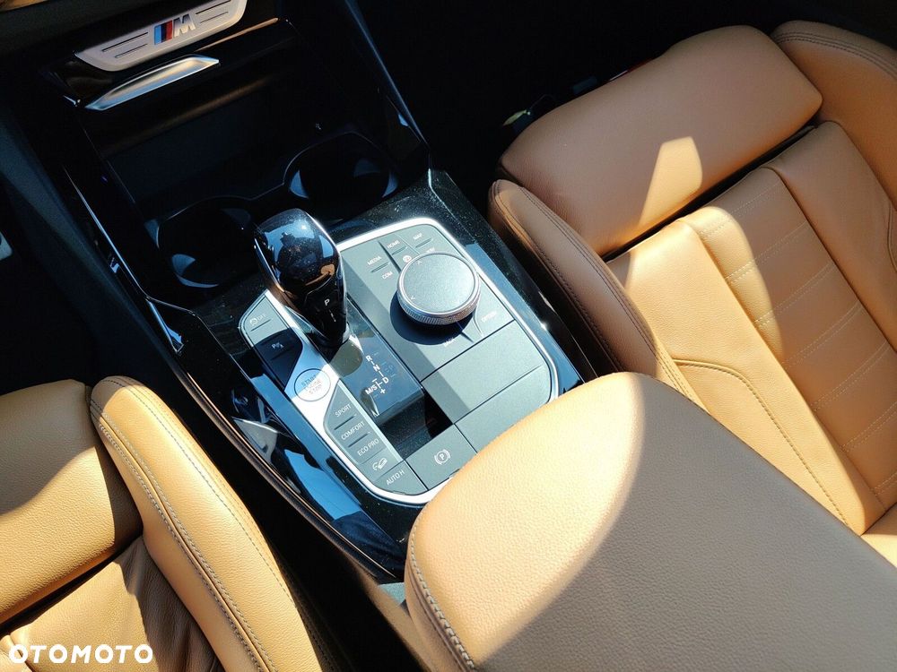 BMW X3 xM40i mHEV - 17