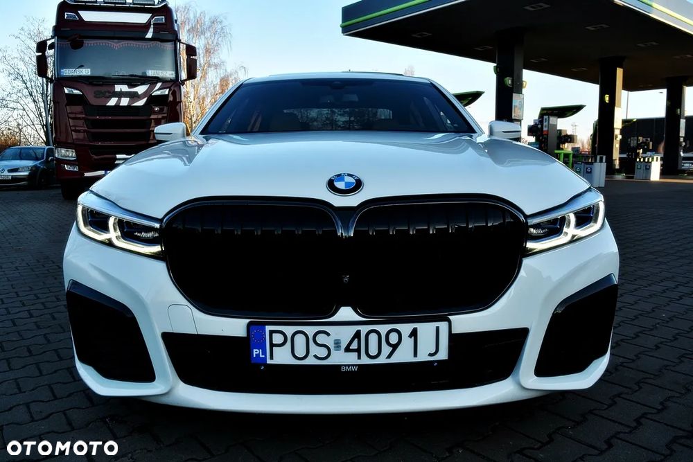 BMW Seria 7 750Li xDrive - 6
