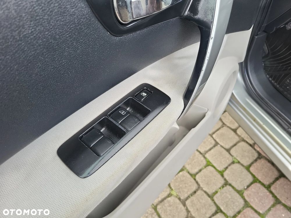 Nissan Qashqai 1.6 acenta - 34