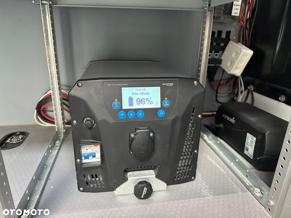 Renault Master L2H2 2.3 DCI Zabudowa Warsztatowa SORTIMO Światłowód FV23% - 27