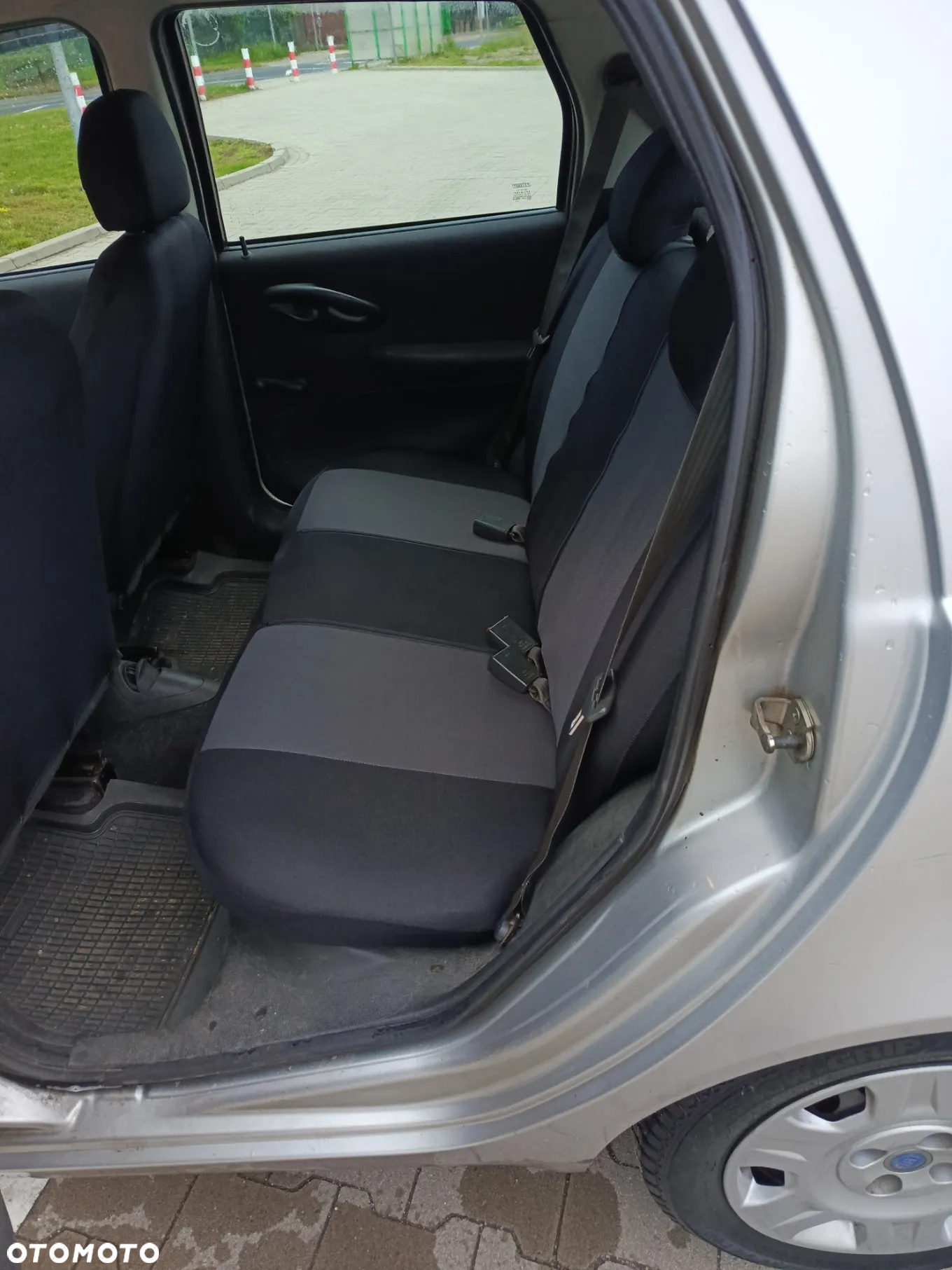 Fiat Punto 1.2 8V - 4