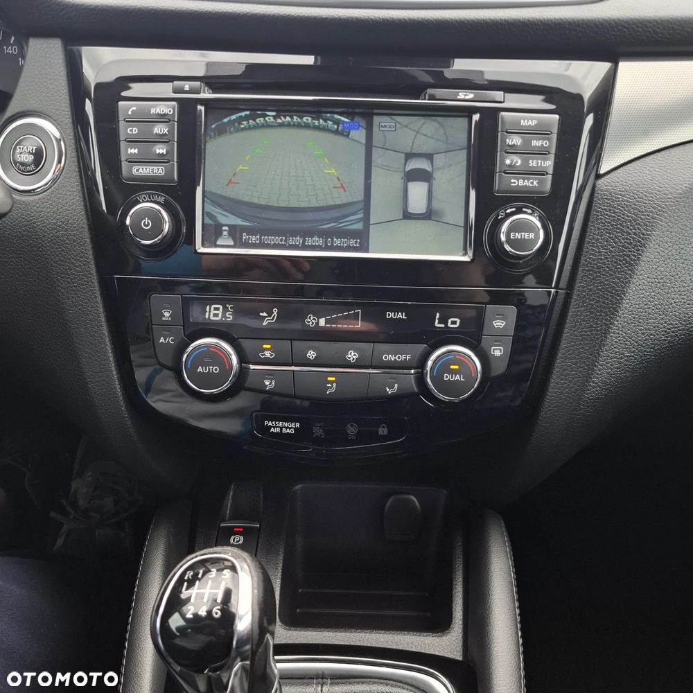 Nissan Qashqai 1.6 DIG-T 360 - 25