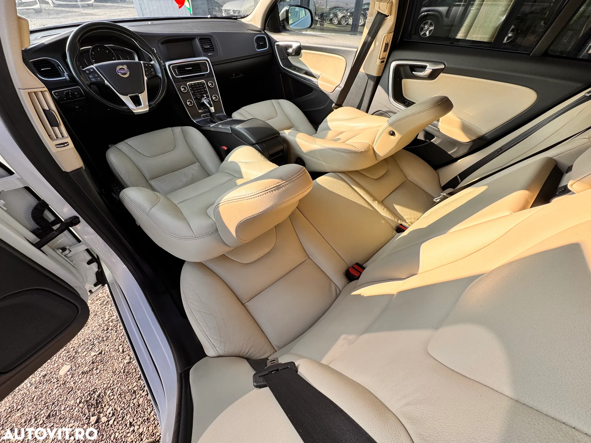 Volvo V60 - 28