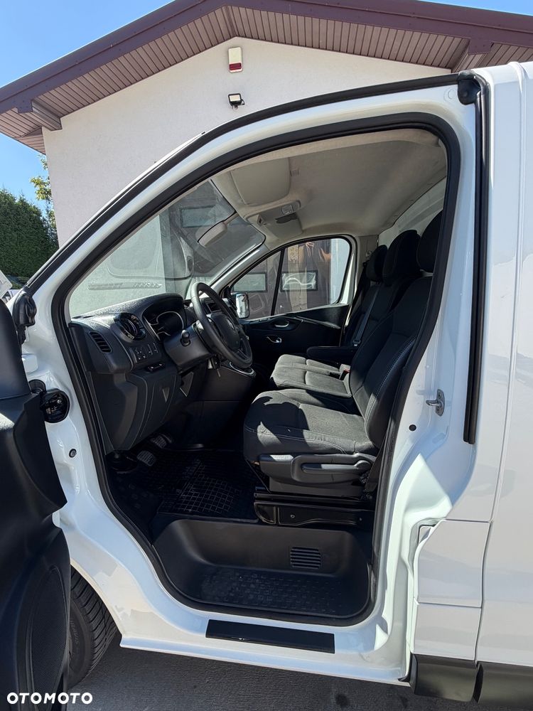 Renault Trafic Długi Blaszak L2H1 Renault Trafic Blaszak 2.0 - 20