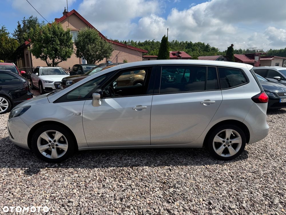 Opel Zafira - 13