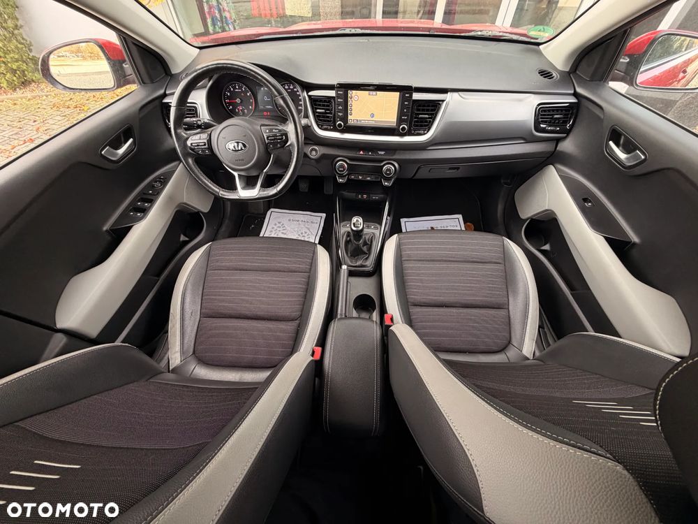 Kia Stonic - 16