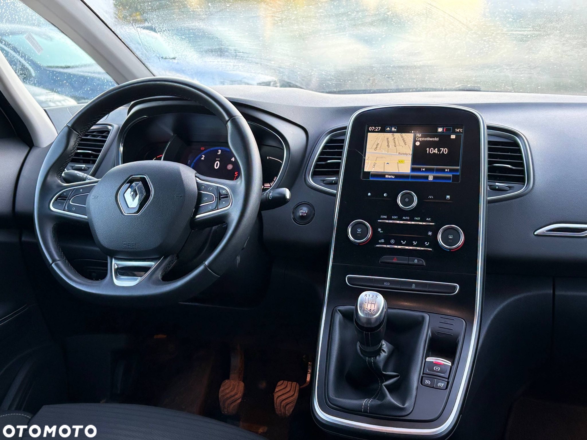 Renault Scenic 1.7 Blue dCi Zen - 18