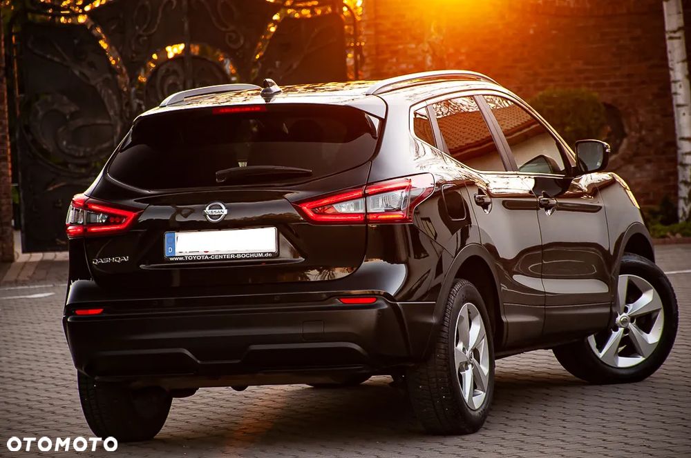 Nissan Qashqai 1.2 DIG-T Visia Xtronic EU6 - 12