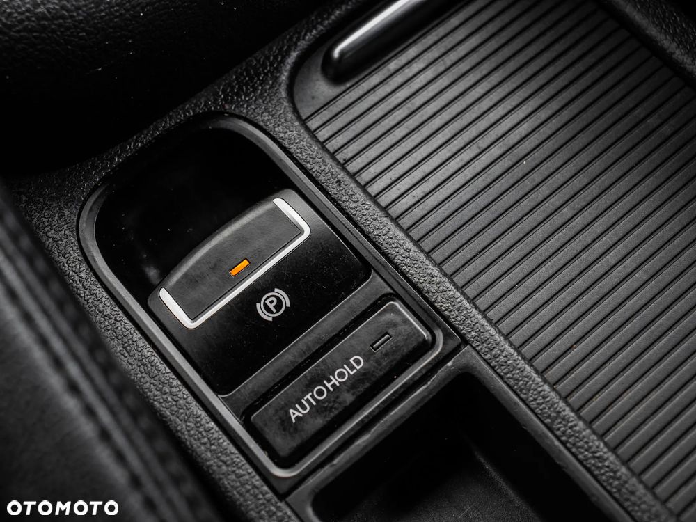 Volkswagen Tiguan 2.0 TDI DPF 4Motion BlueMotion Technology DSG Cup Track & Style - 26