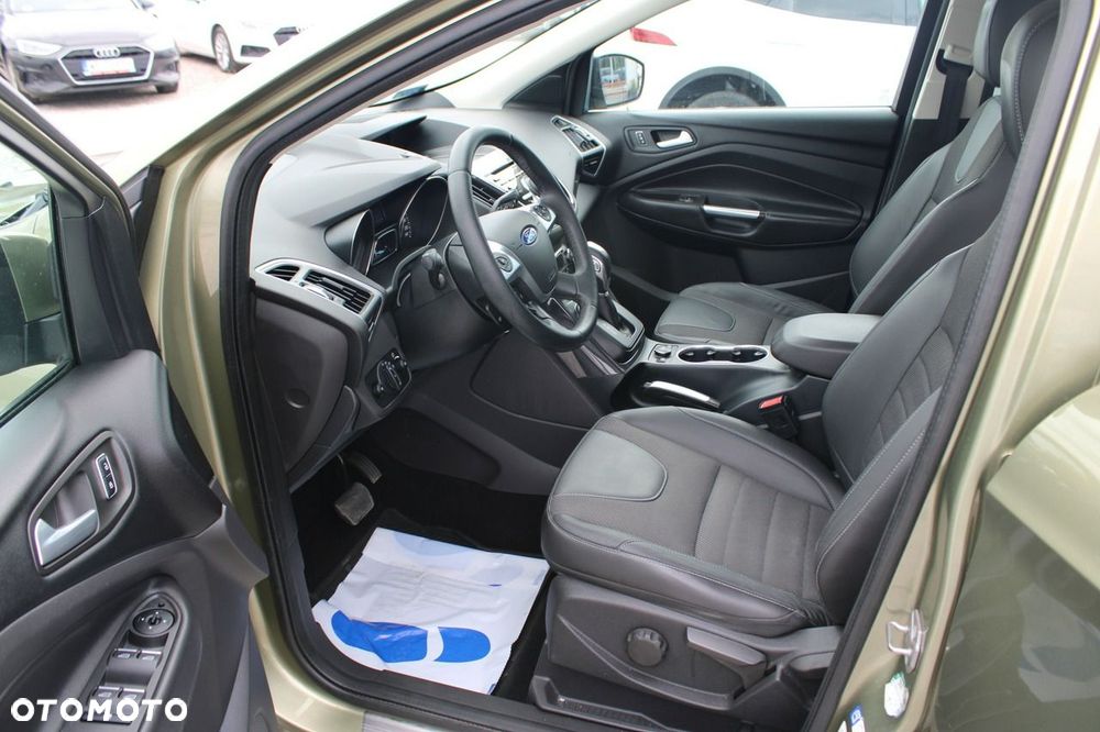 Ford Kuga - 15