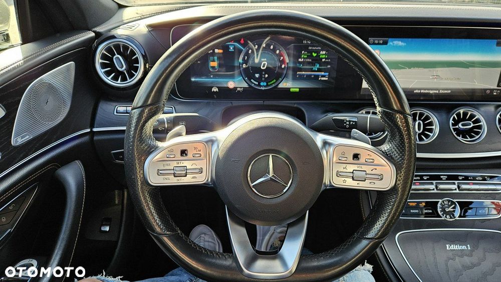Mercedes-Benz CLS - 22