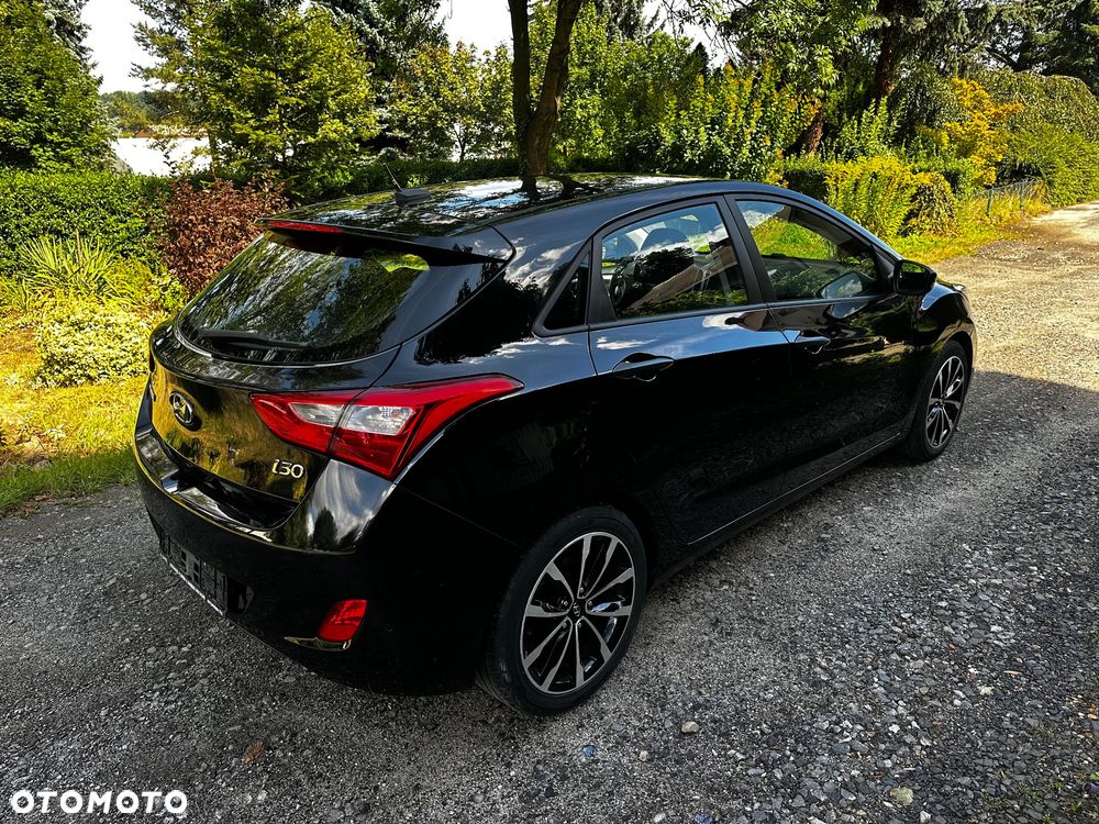 Hyundai i30 1.4 Premium - 4