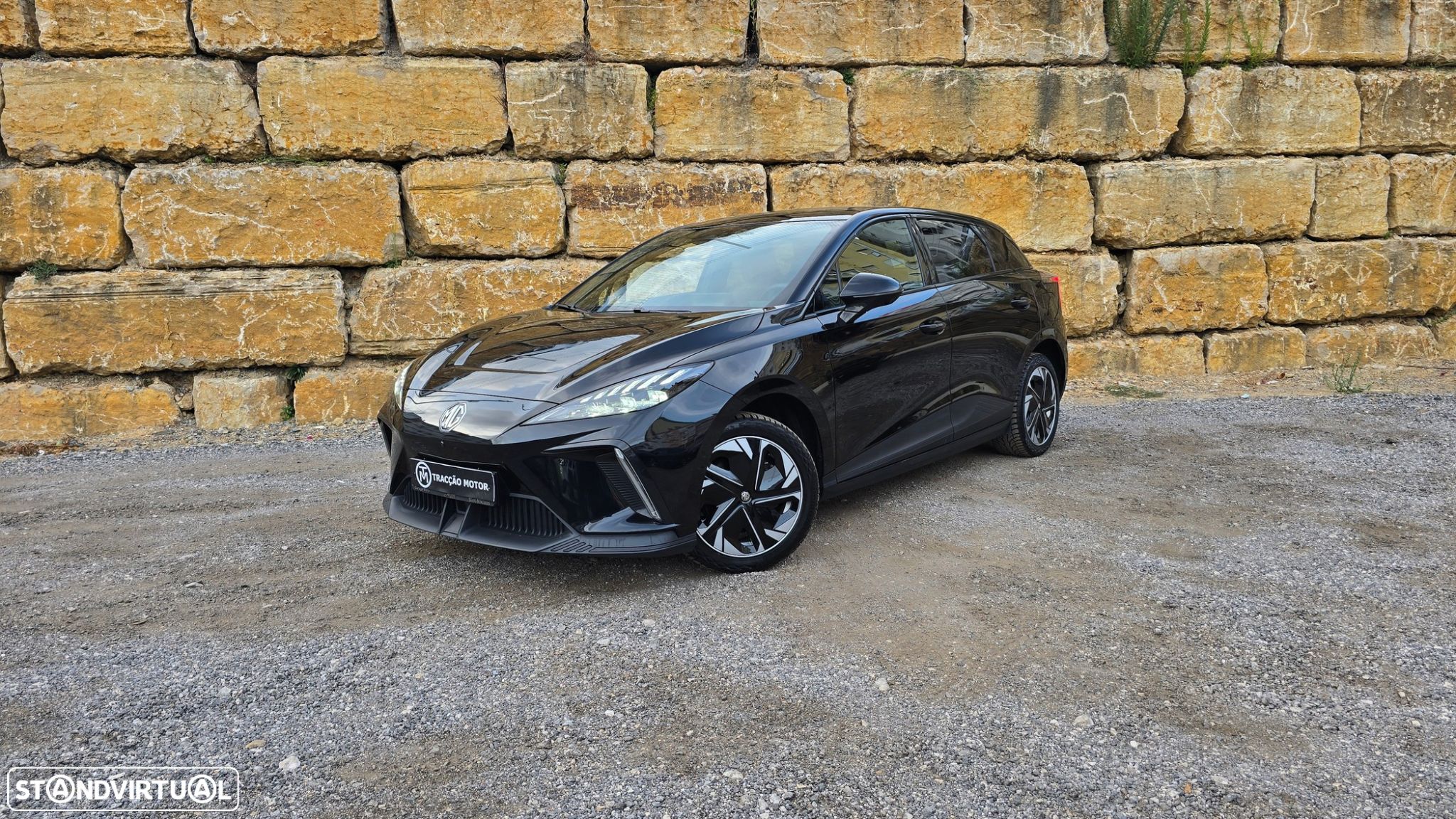 MG MG4 64 kWh Luxury - 1