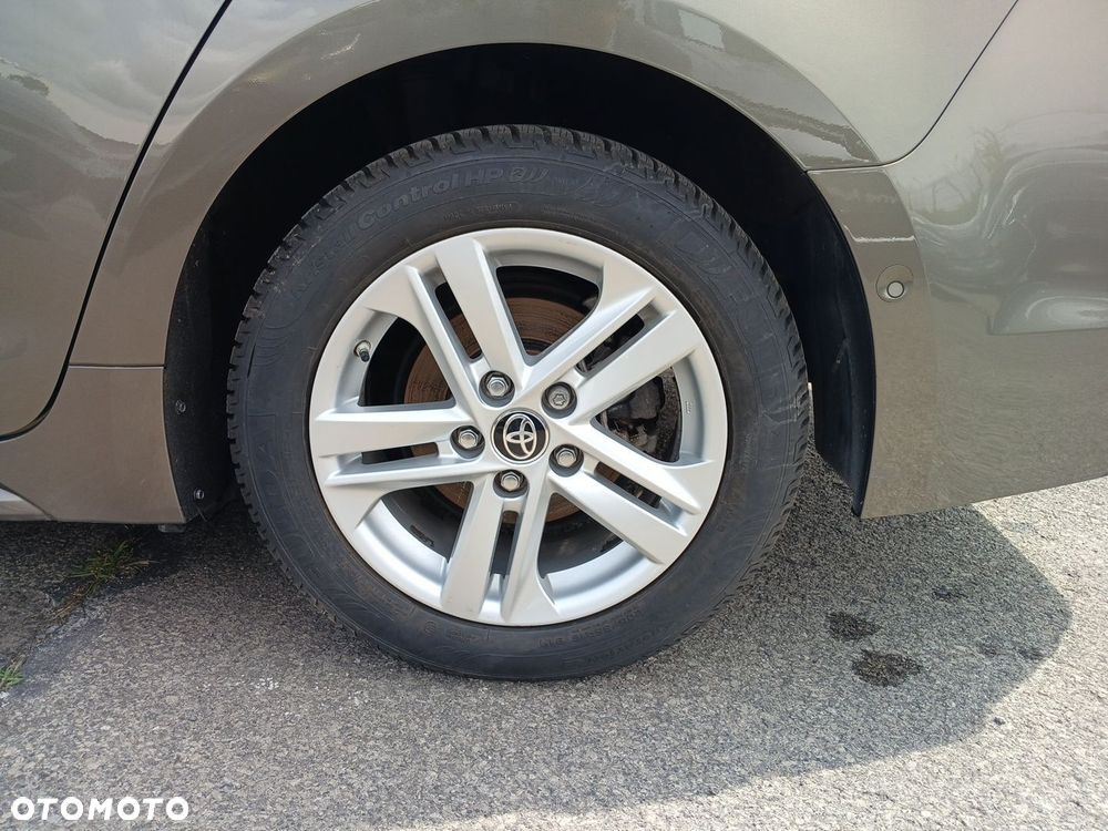 Toyota Corolla 1.8 Hybrid Comfort - 16