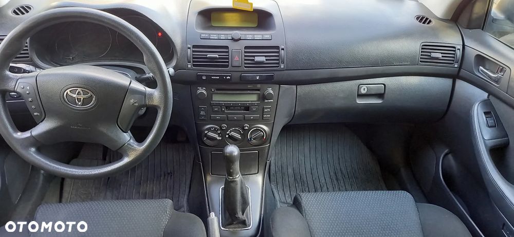 Toyota Avensis 1.8 VVT-i Luna - 9