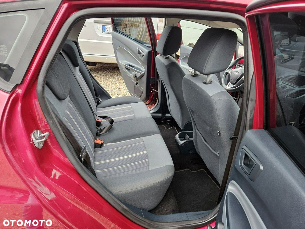 Ford Fiesta - 11