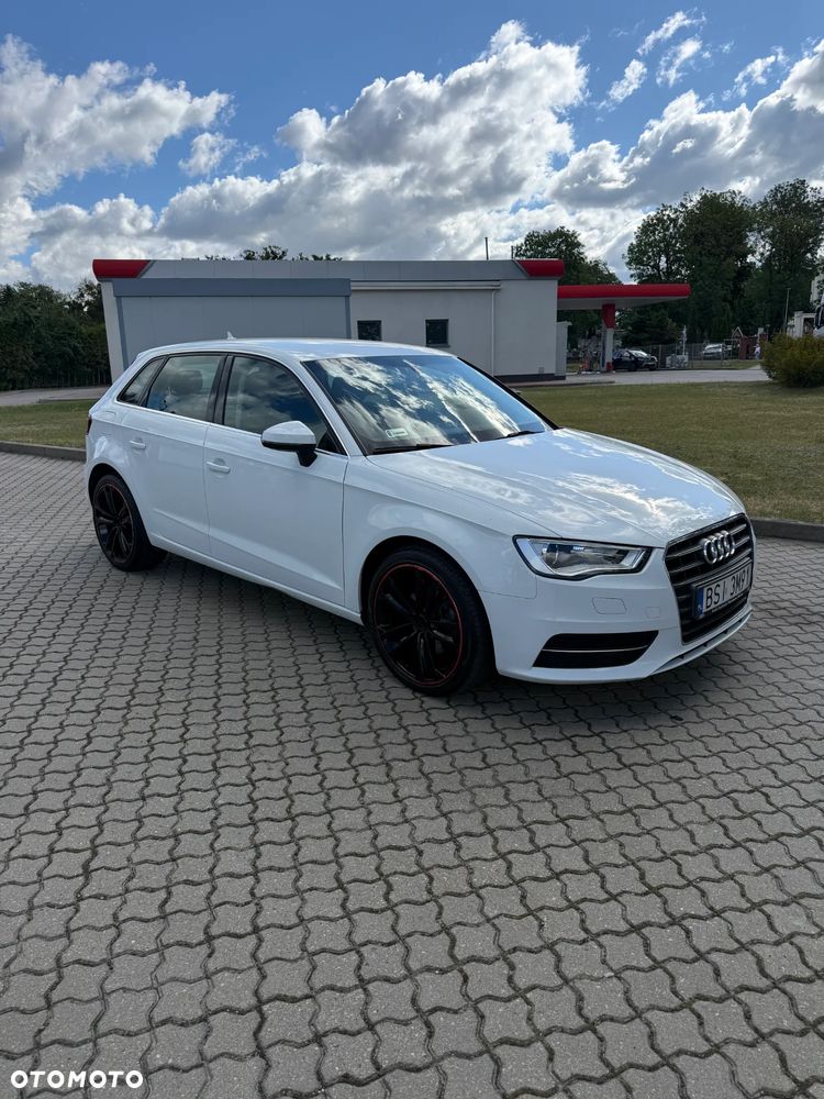 Audi A3 Sportback - 9