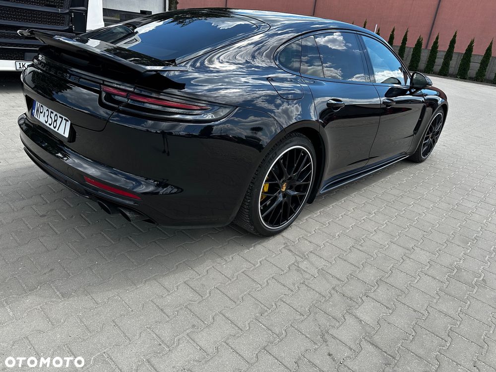 Porsche Panamera - 14