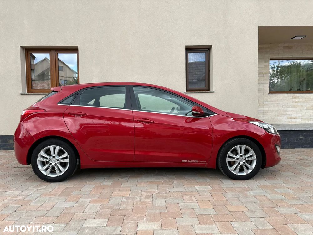 Hyundai i30 1.4 CRDi Advantage - 2