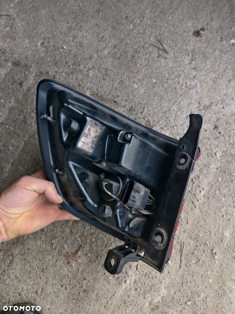 Lampa prawy tył Dodge Durango - 4