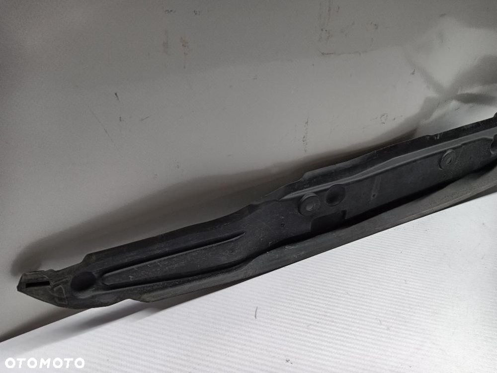 OSŁONA BŁOTNIKA PRAWEGO AUDI Q3 8V0821112 - 3