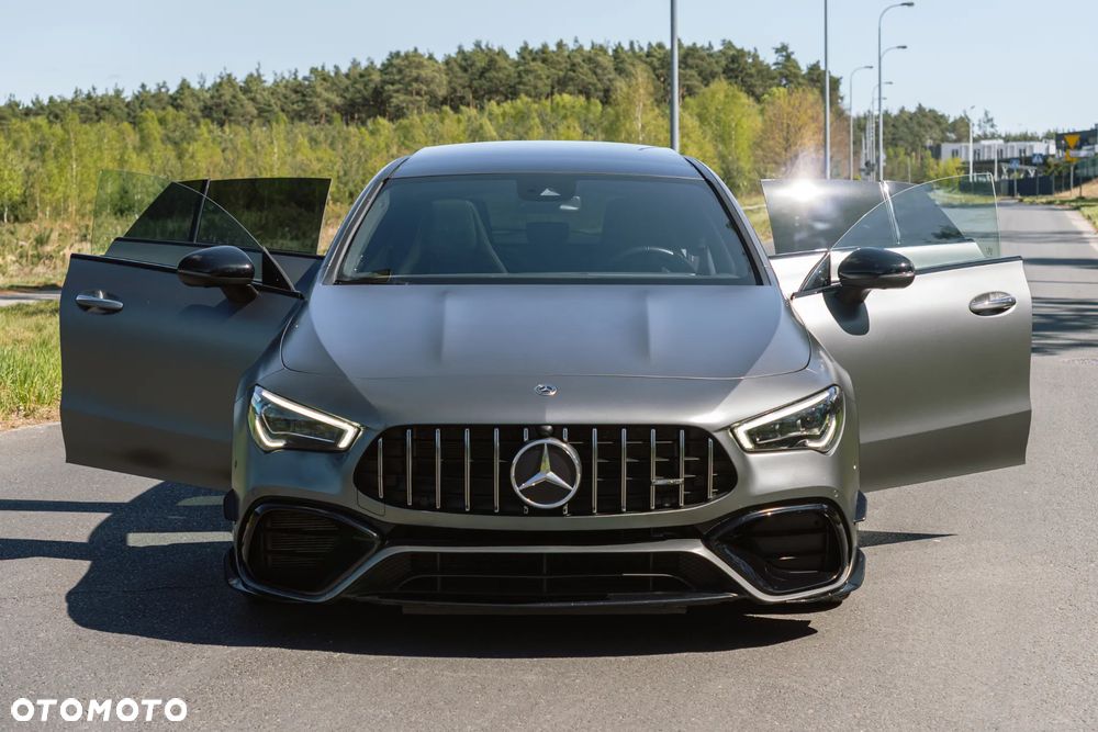 Mercedes-Benz CLA - 1
