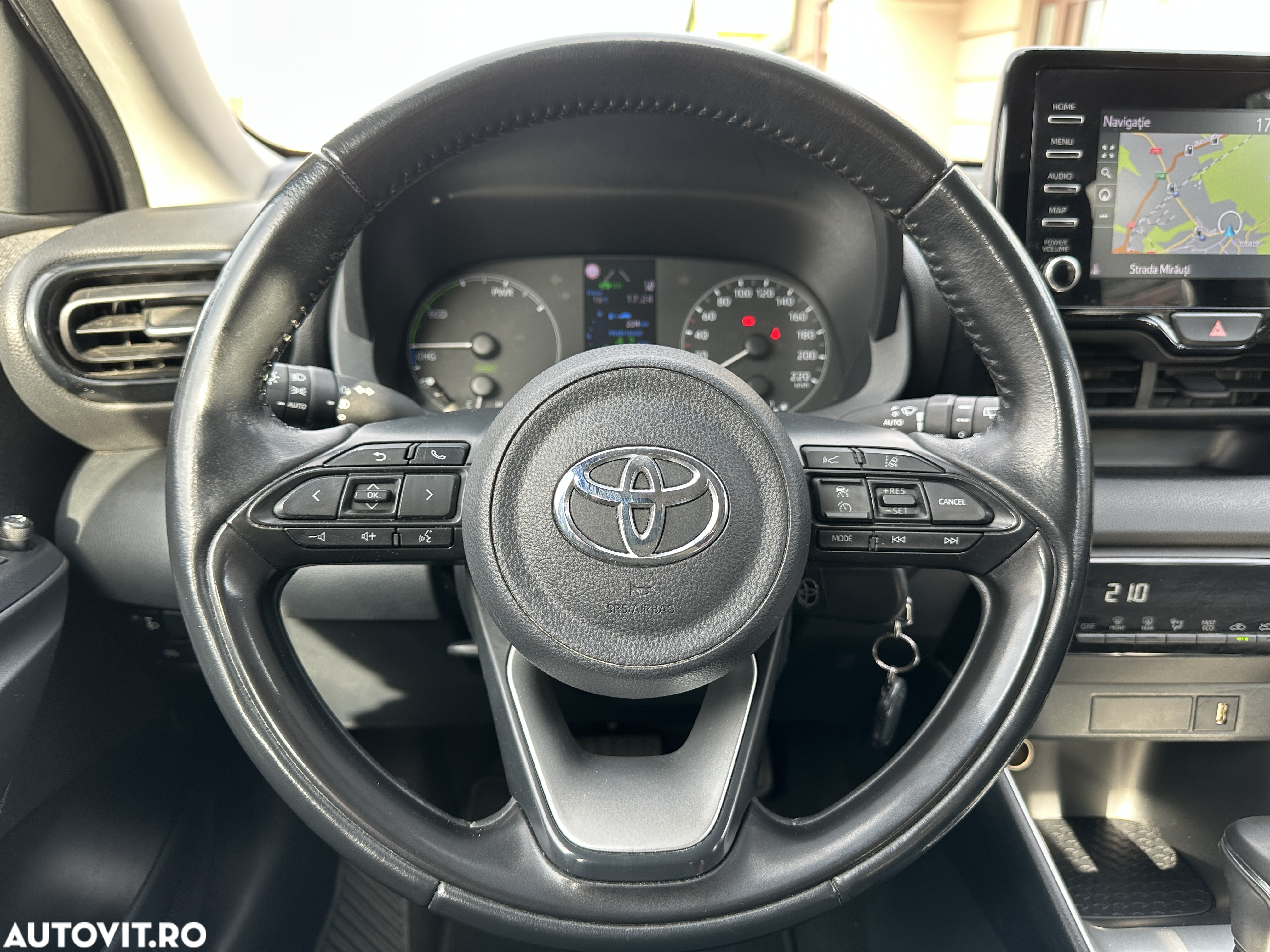 Toyota Yaris 1.5 VVT-i HSD Dynamic - 7