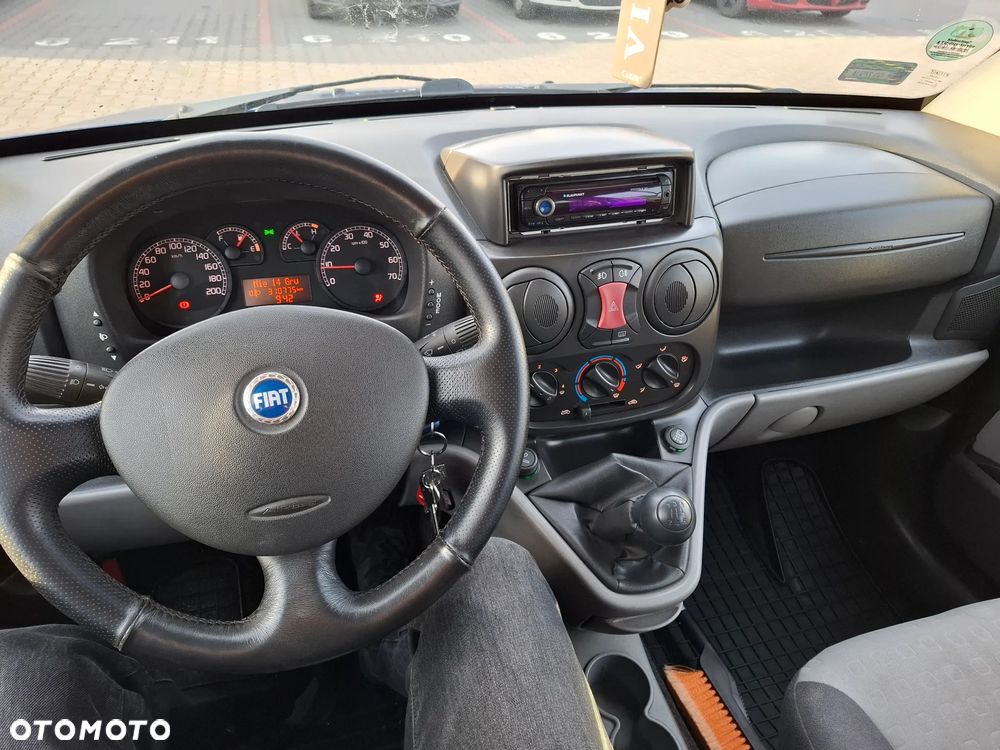 Fiat Doblo - 8