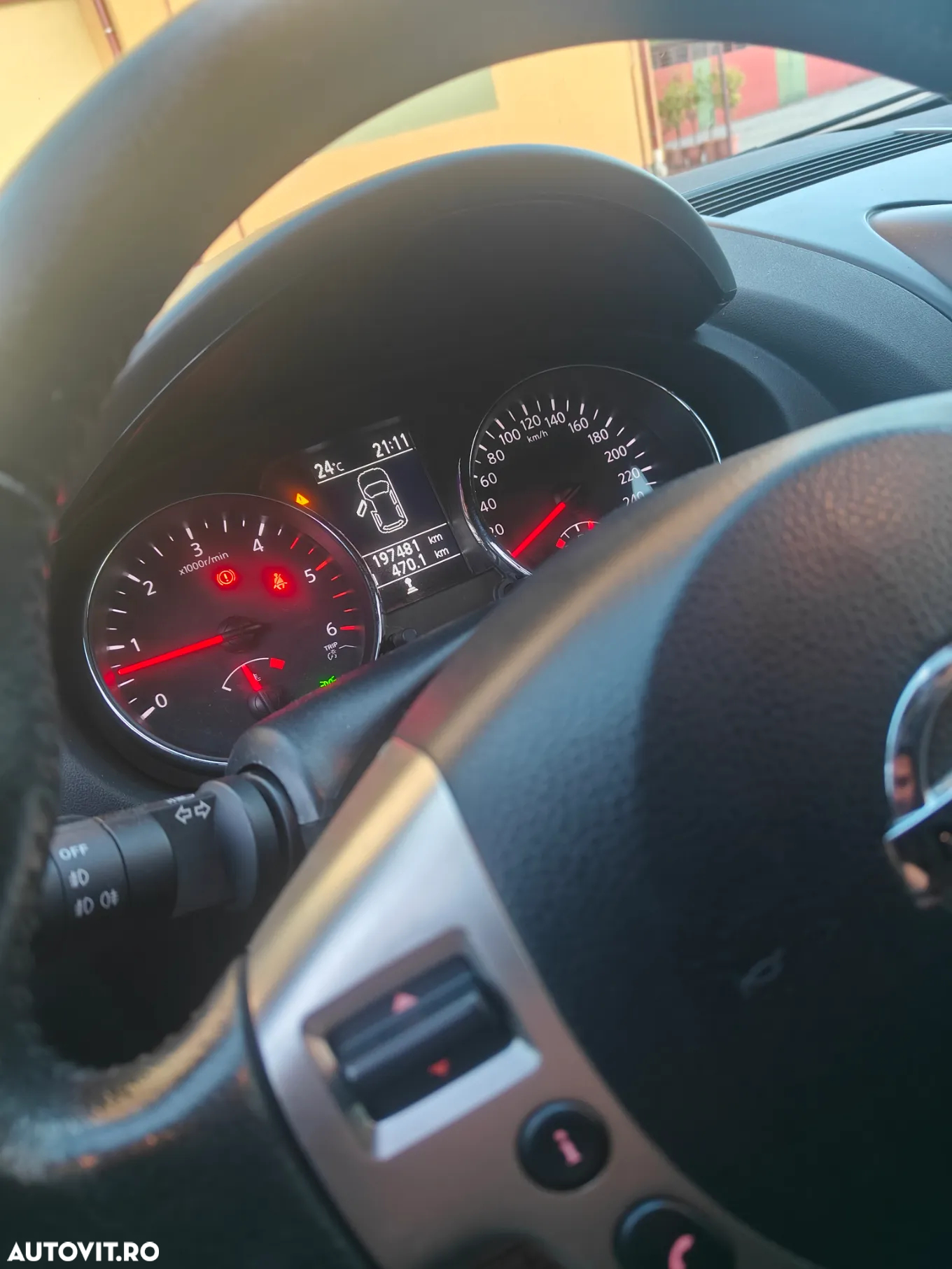 Nissan Qashqai 2.0 DCI DPF Acenta - 9