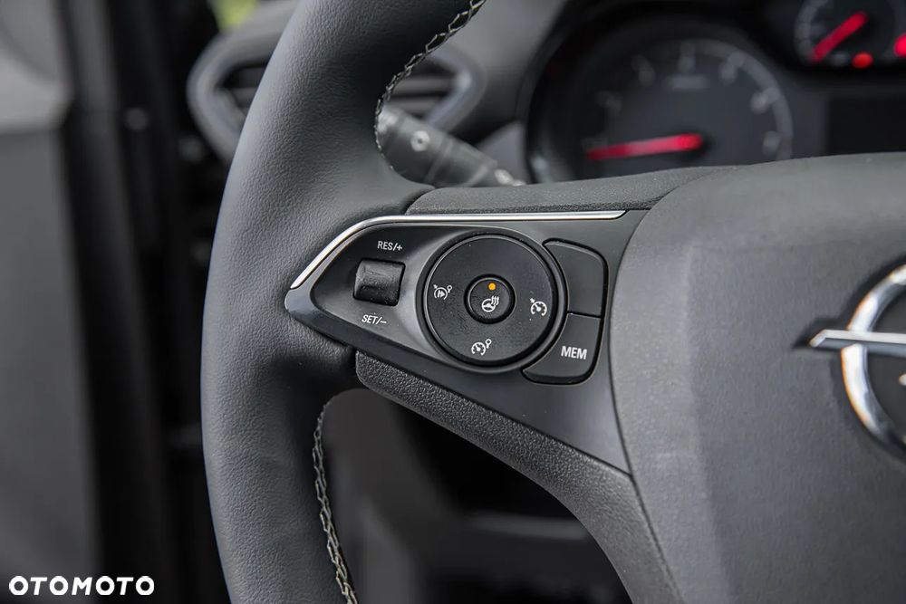 Opel Crossland X 1.2 T Eco Design Line S&S - 18