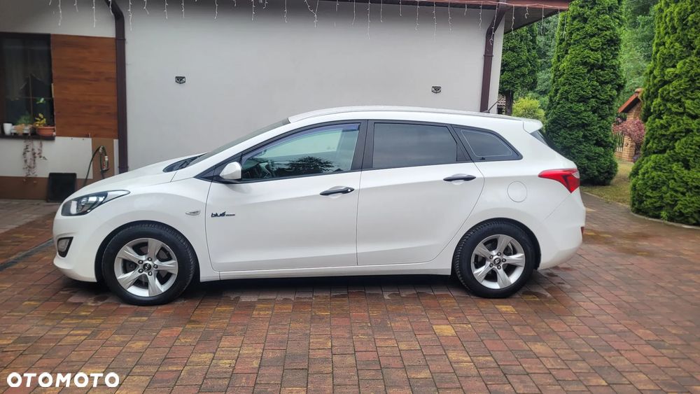 Hyundai i30 i30cw 1.6 CRDi Intro Edition - 5