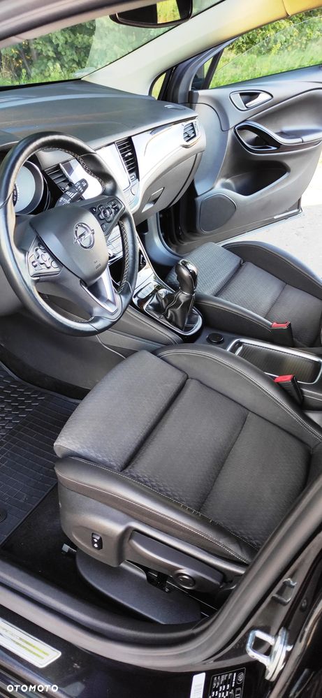 Opel Astra 1.4 Turbo Edition - 21