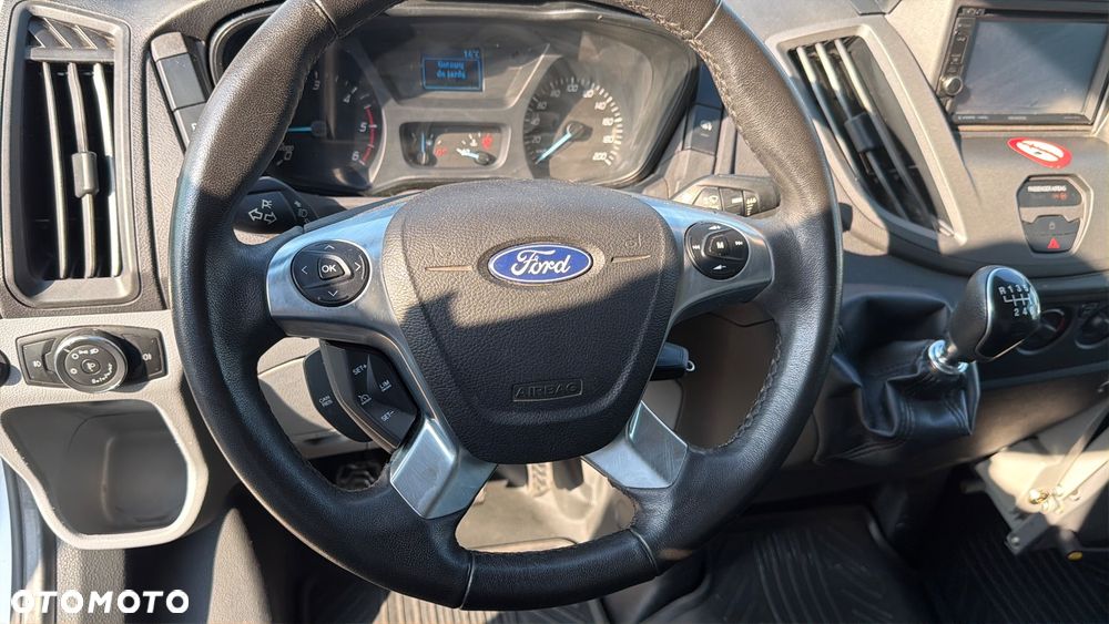 Ford Transit - 20
