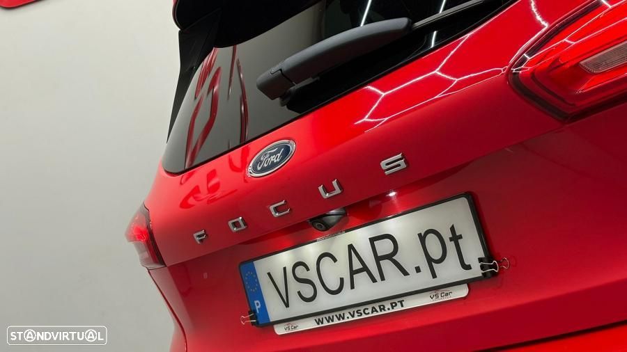 Ford Focus 1.5 TDCi ECOBlue ST-Line - 32