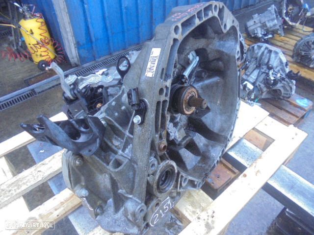 Caixa Velocidades JR3189 RENAULT CLIO 3 FASE 1 2008 1.5DCI 70CV 3P BRANCO 5V - 2