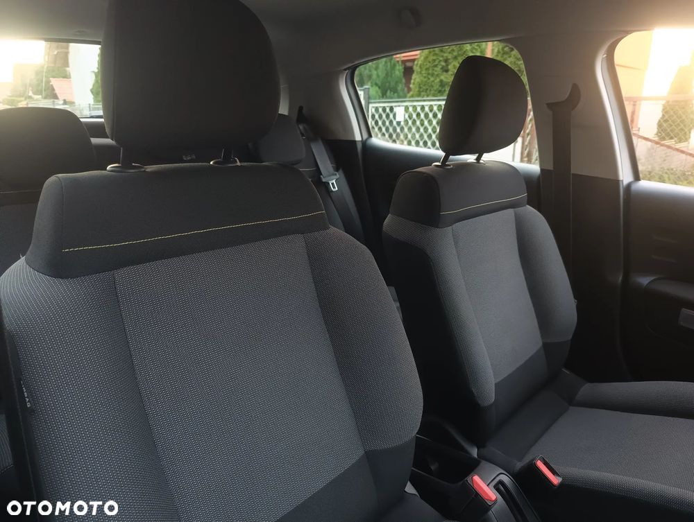 Citroën C3 Pure Tech 110 S&S EAT6 SHINE - 17